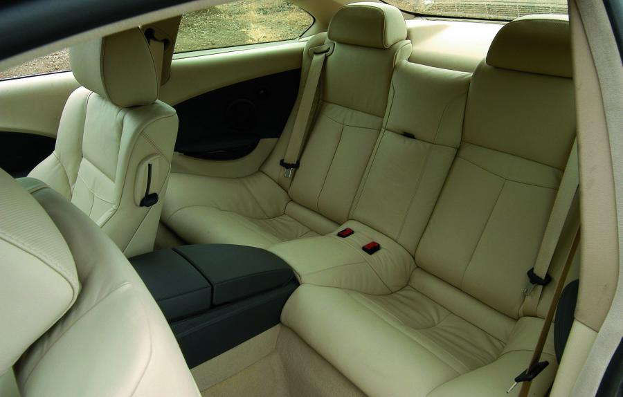  BMW 6-Series 2004 года  (фото 23 из 55)